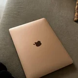 MacBook Air (photo 2)