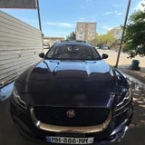сдаю помесячно свою машину jaguar f space 700$ 2,0 дизель, автомат, красивый синий цвет, белый салон, телефон 511103121 (photo 1)