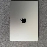 MacBook Air 13 M4 16/256GB (photo 1)