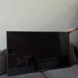 телевизор LG 42LF650V (42″ / Smart TV / Full HD) — на запчасти или под восстановление (photo 1)