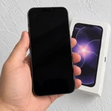 iPhone 17e (photo 3)