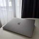 MacBook Pro 13 (photo 4)
