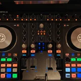 DJ контроллер Native Instruments Traktor S4 mkII (photo 3)
