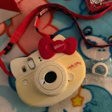 Фотоаппарат Instax Hello Kitty (photo 1)
