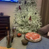 Искусственная елка 2.10 м с гирляндами (photo 2)
