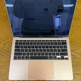 MacBook Air (photo 2)