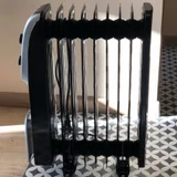 масляный обогреватель Beko RHO7123 мощностью 2300 Вт. Радиатор быстро нагревает комнату, есть регулировка температуры, длина шнура 1,8 м. (photo 2)