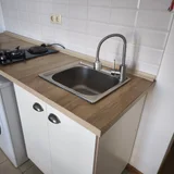 Кухня в сборе с мойкой и варочной панелью (photo 1)