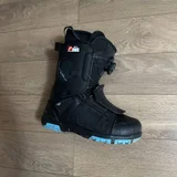 **Продам сноубордические ботинки** (photo 1)