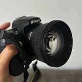 Фотоаппарат Nikon D7000 с объективом Sigma 50mm f/1.4 и аксессуарами (photo 3)
