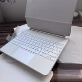 Планшет Apple iPad (photo 5)