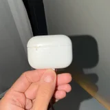 AirPods Pro (photo 1)