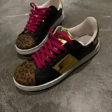 Кроссовки guess (photo 2)