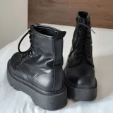 демисезонные сапоги на шнуровке без молнии (photo 3)