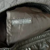 🐈‍⬛**Черные брюки из искусственной кожи Zara** (photo 4)