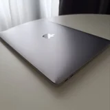 MacBook Pro 13 (photo 3)