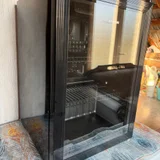 **Мини-холодильник HYUNDAI RHSW70B.НОВЫЙ!!!Регулируемая подсветка.** (photo 3)