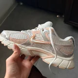 Женские кроссовки Nike V5 RNR (photo 1)