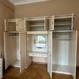 Комплект мебели (шкаф, кровать, тумбы) (photo 2)