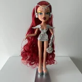 Коллекционная кукла Bratz с париками и кимоно (photo 1)