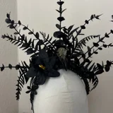 Корона ручной работы с цветами и перьями (photo 4)