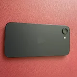 iPhone 16e (photo 6)