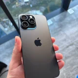 iPhone 15 (photo 1)