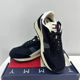 тся оригинальные кроссовки Tommy Hilfiger, размер 38. Совершенно новые, в коробке. Цена (photo 2)