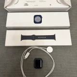 Apple Watch Series 8 41 mm GPS — Midnight (photo 1)