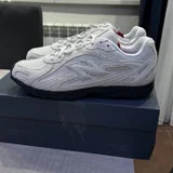 Абсолютно новые кроссовки new balance (photo 2)