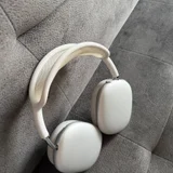 AirPods Max (photo 2)