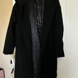 Черное пальто с капюшоном Modalinea Milano 46 RU (photo 3)