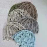 Вязаная крючком шапочка ручной работы (photo 1)