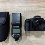 Canon 5D Mark II (Full Frame) с объективом Canon 50mm и вспышкой Godox V860III (photo 1)