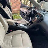 Chevrolet Volt (photo 8)
