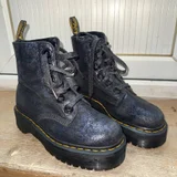 Dr. Martens Molly Iridescent Crackle (photo 1)