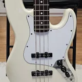 Бас-гитара Fender Standard Jazz Bass (photo 3)