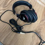 оригинальные,новые наушники (photo 1)
