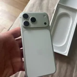 iPhone 17 Pro Max (photo 5)