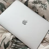 MacBook Pro 13 (photo 1)