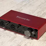 Звуковая карта Focusrite Scarlett 2i2 3rd gen (photo 1)