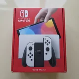 Nintendo Switch OLED (photo 4)