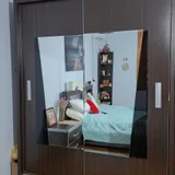 Вместительный шкаф-купе с зеркалами (photo 1)