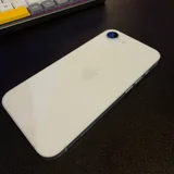 iPhone 16e (photo 5)