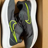 Nike (photo 1)
