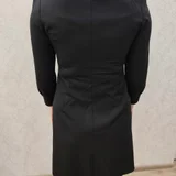Женское платье в хорошем состоянии, сбоку молния (photo 7)
