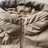 жен пуховик Uniqlo размер xs-s, хорошее состояние (photo 2)