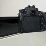Canon EOS 80D (photo 3)