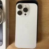 iPhone 16 Pro (photo 2)