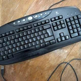 Клавиатура Logitech (photo 1)